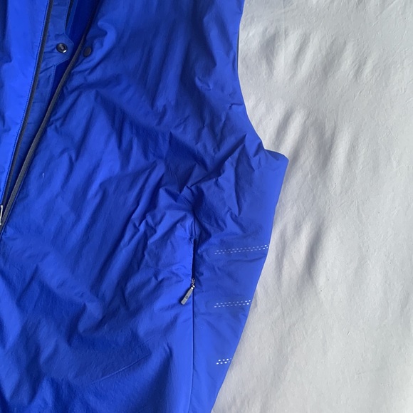 Lulu running vest - Picture 5 of 6